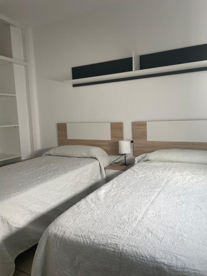 Apartamentos Tao Laia 罗萨里奥港 外观 照片